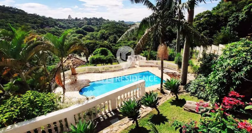 Casa para venda em Condomínio Itaembu de 538.00m² com 4 Quartos, 1 Suite e 10 Garagens