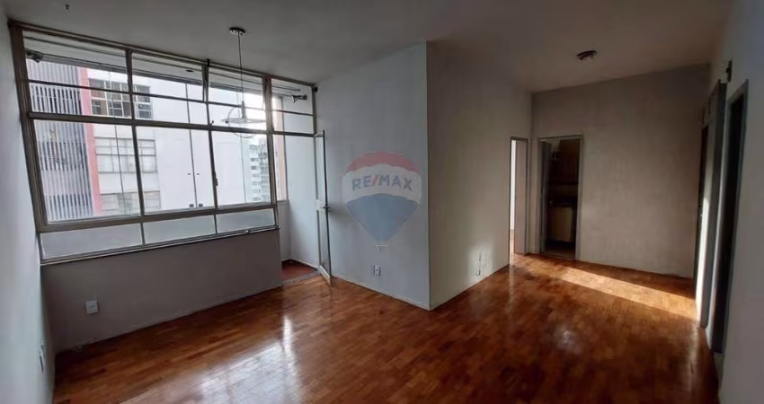 Apartamento para alugar em Barro Preto de 150.00m² com 3 Quartos e 1 Garagem