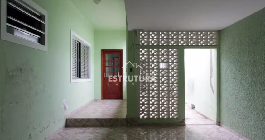 Casa para venda em Centro de 203.00m² com 3 Quartos, 1 Suite e 1 Garagem