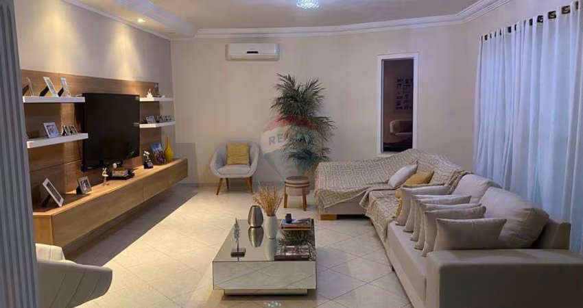 Casa para alugar em Jardim Pagliato de 300.00m² com 3 Quartos, 2 Suites e 2 Garagens