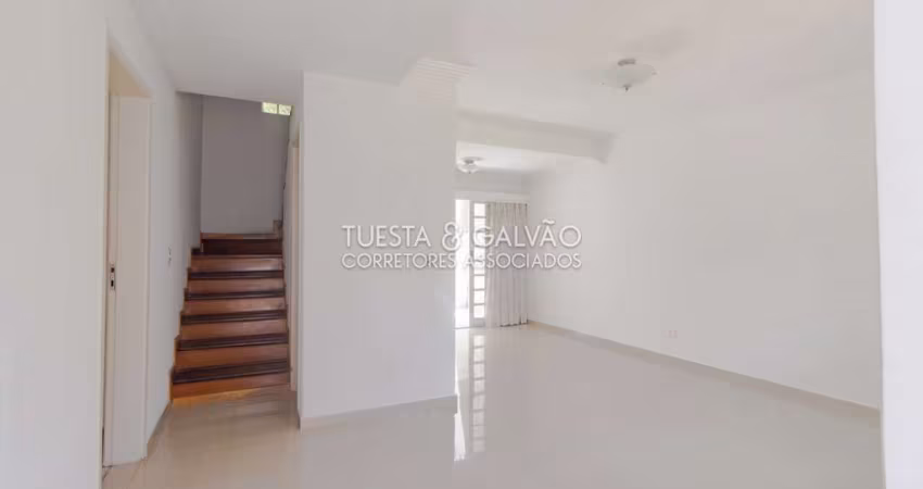 Casa de Condomínio para venda em Parolin de 131.00m² com 3 Quartos, 1 Suite e 2 Garagens