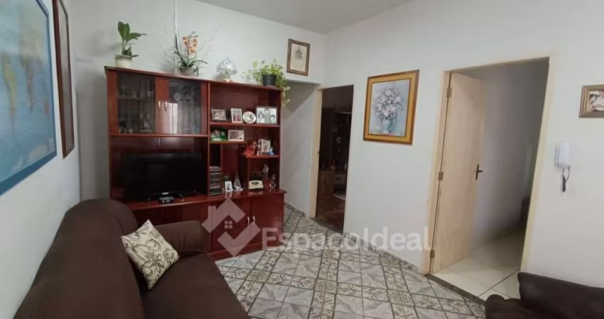 Casa para venda em Vila Nova Irerê de 270.00m² com 7 Quartos e 3 Garagens