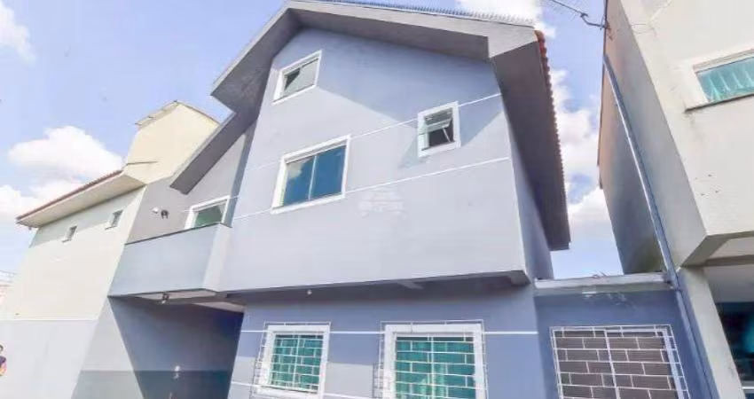 Casa de Condomínio para venda em Novo Mundo de 190.00m² com 3 Quartos e 3 Garagens