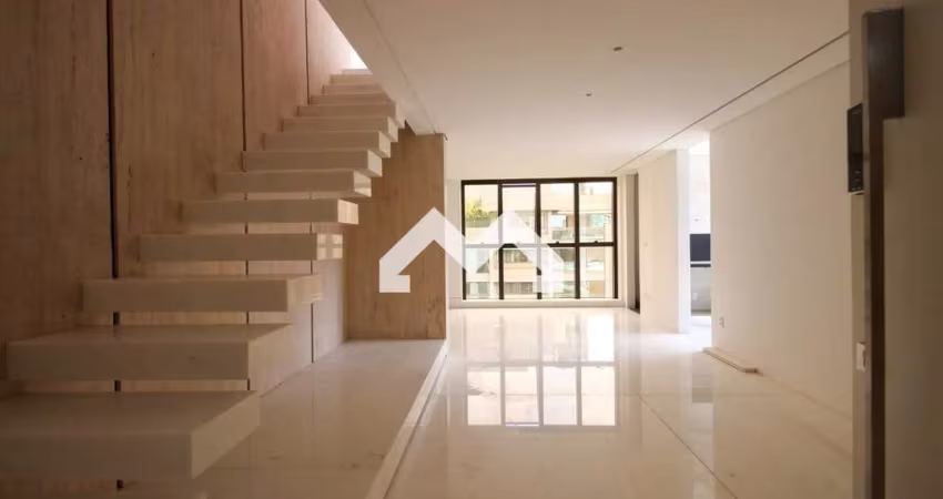 Cobertura para venda em Savassi de 214.00m² com 3 Quartos, 3 Suites e 3 Garagens