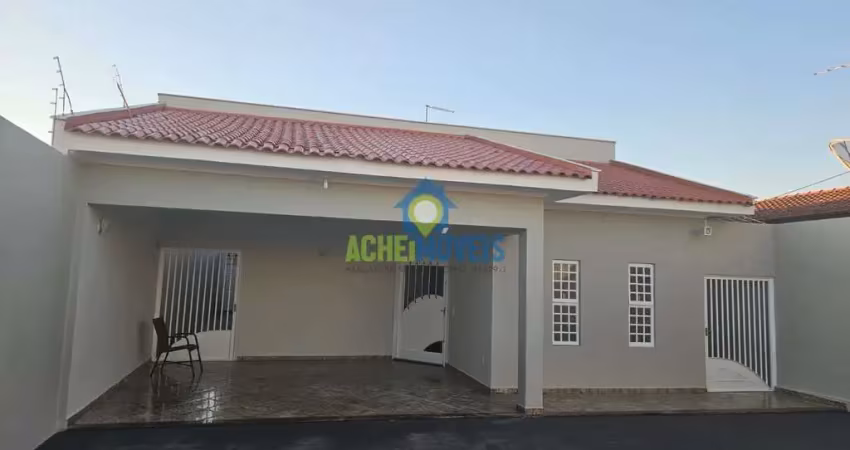 Casa para venda em Ipanema de 200.00m² com 3 Quartos, 1 Suite e 5 Garagens