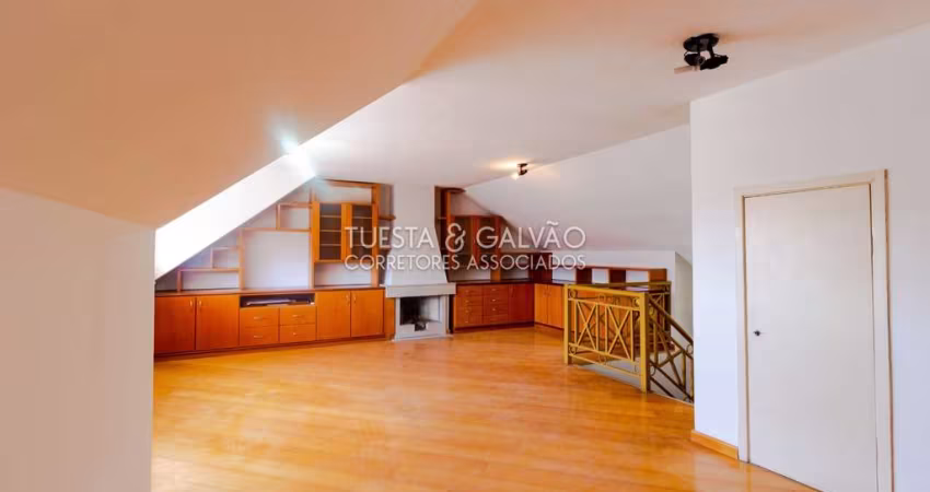 Casa de Condomínio para venda em Parolin de 131.00m² com 3 Quartos, 1 Suite e 2 Garagens