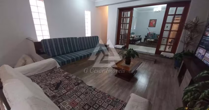 Sobrado para venda em Jardim Haydee de 354.00m² com 4 Quartos e 5 Garagens
