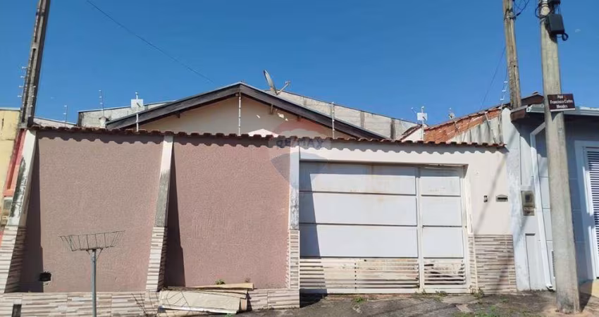 Casa para venda em Prados de 80.00m² com 2 Quartos e 3 Garagens