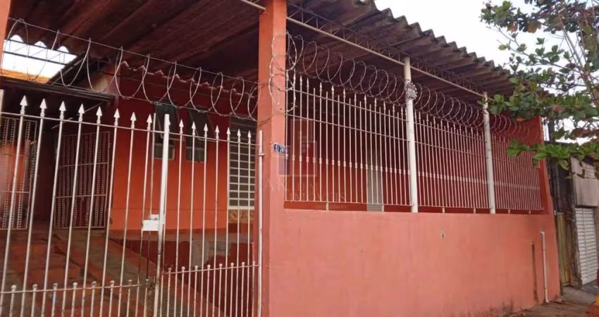 Casa para venda em Jardim Vânia Maria de 202.00m² com 3 Quartos, 1 Suite e 2 Garagens