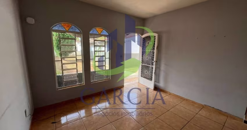 Casa para alugar em Vila São Carlos de 600.00m² com 2 Quartos e 1 Garagem