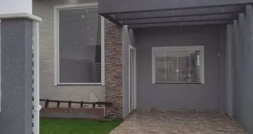 Casa para venda em Guaratuba de 97.00m² com 3 Quartos, 1 Suite e 2 Garagens
