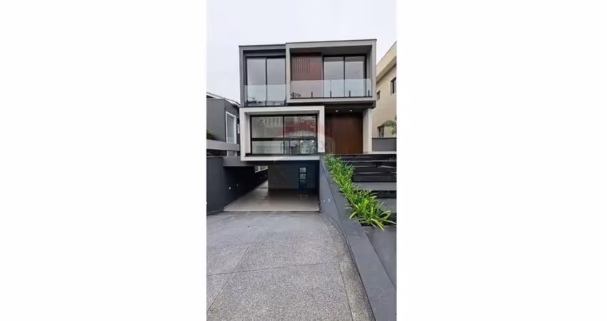 Casa para venda em Residencial Real Park de 374.00m² com 4 Quartos, 4 Suites e 4 Garagens