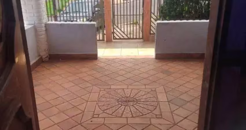 Casa para venda em Jardim Cristina de 100.00m² com 3 Quartos e 2 Garagens