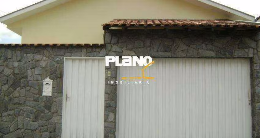 Casa para alugar em Jardim Riviera de 10.00m² com 2 Quartos e 1 Garagem