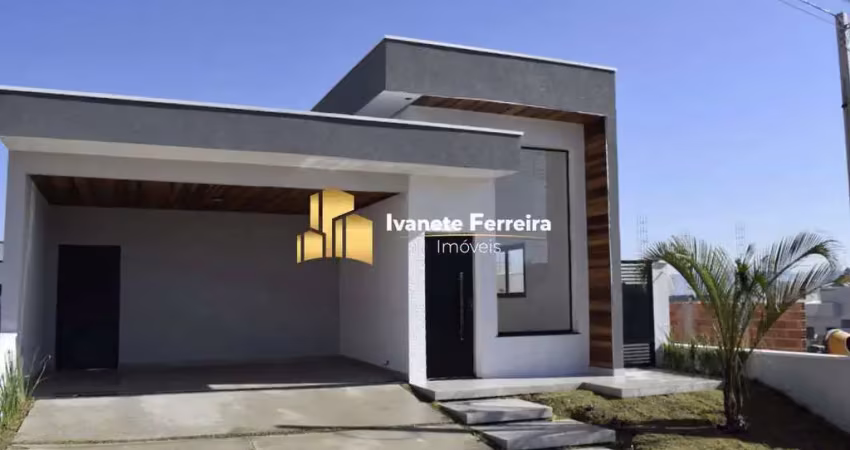 Casa de Condomínio para venda em Residencial Colinas de 250.00m² com 3 Quartos, 1 Suite e 4 Garagens