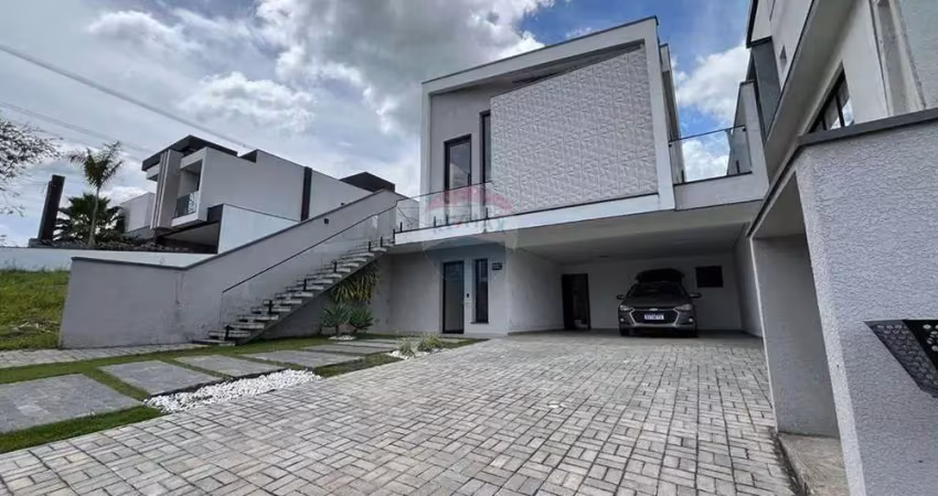 Casa de Condomínio para alugar em Parque Residencial Itapeti de 270.00m² com 3 Quartos e 1 Suite