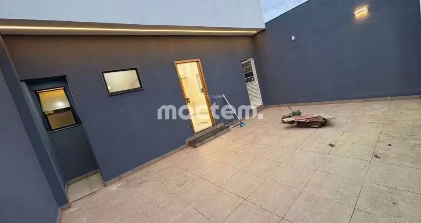 Casa para venda em Jardim Diva Tarlá De Carvalho de 140.00m² com 2 Quartos, 1 Suite e 2 Garagens