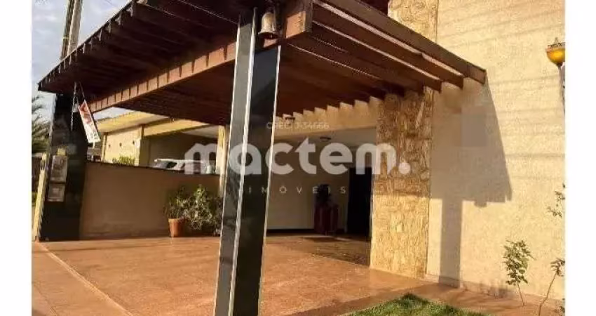 Casa de Condomínio para venda em Jardinópolis de 360.00m² com 4 Quartos, 1 Suite e 4 Garagens