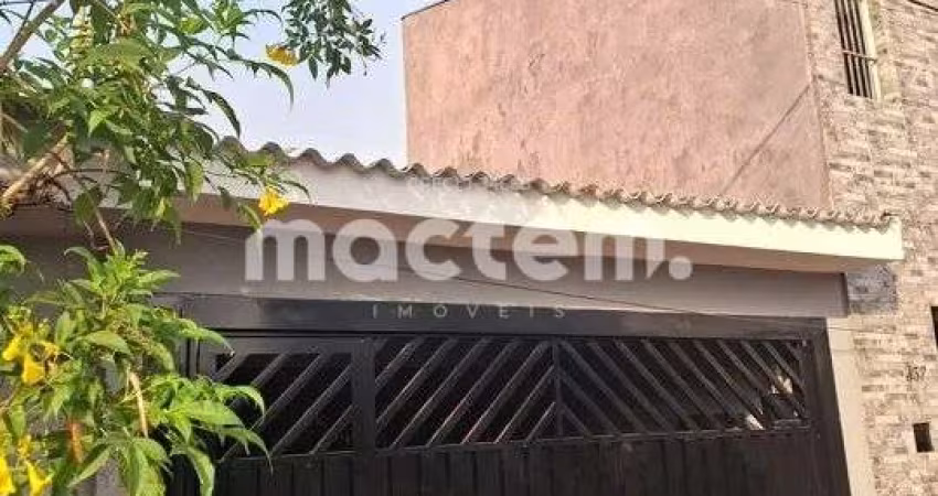Casa para venda em Vila Abranches de 123.00m² com 3 Quartos, 1 Suite e 2 Garagens
