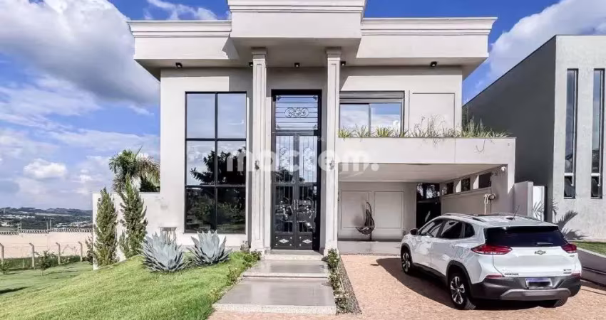 Sobrado para venda em Vila Do Golf de 393.00m² com 3 Quartos, 3 Suites e 4 Garagens