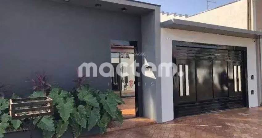 Casa para venda em Jardim Florenzza de 162.00m² com 2 Quartos, 1 Suite e 2 Garagens