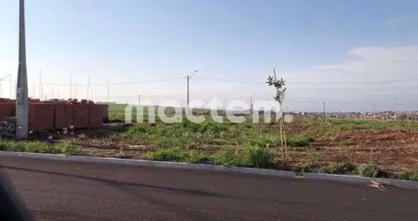Terreno para venda em Cravinhos de 200.00m²