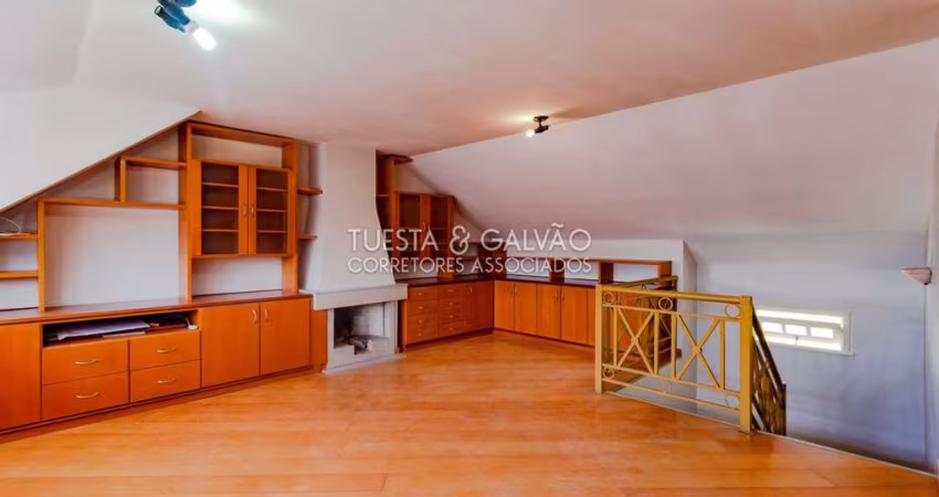 Casa de Condomínio para alugar em Parolin de 131.00m² com 3 Quartos, 1 Suite e 2 Garagens