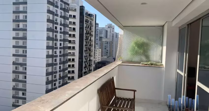 Apartamento para alugar em Indianópolis de 164.00m² com 4 Quartos, 4 Suites e 3 Garagens