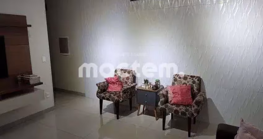 Casa para venda em Portal Do Alto de 205.00m² com 3 Quartos, 1 Suite e 4 Garagens