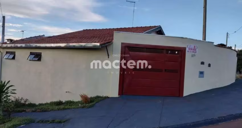 Casa para venda em Brodowski de 48.00m² com 2 Quartos, 1 Suite e 3 Garagens