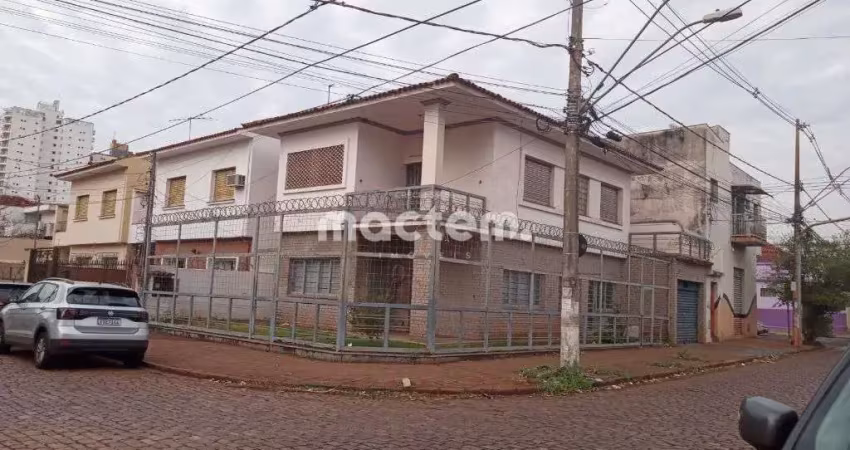 Sobrado para venda em Campos Elíseos de 275.00m² com 4 Quartos, 2 Suites e 1 Garagem