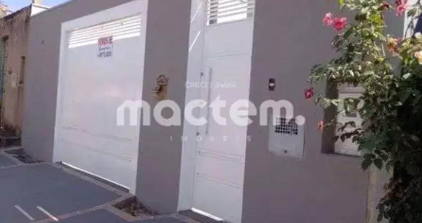 Casa para venda em Jardim Ângelo Jurca de 70.00m² com 3 Quartos, 1 Suite e 2 Garagens