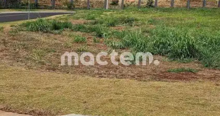 Terreno para venda em Cravinhos de 421.00m²