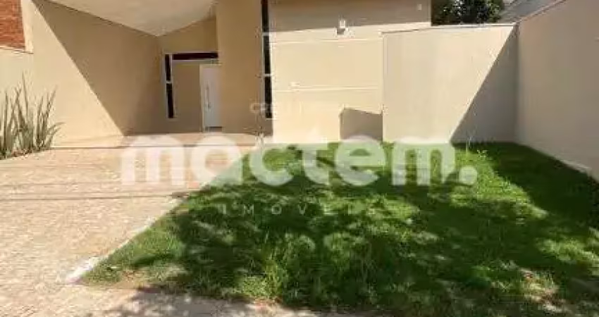 Casa de Condomínio para venda em Jardim San Marco de 179.00m² com 2 Quartos, 2 Suites e 1 Garagem