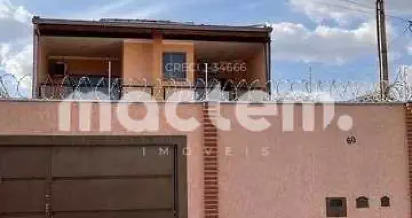 Sobrado para venda em Parque Das Oliveiras de 160.00m² com 3 Quartos, 1 Suite e 3 Garagens