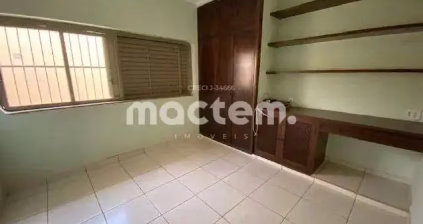 Casa para venda em Ribeirânia de 391.00m² com 4 Quartos, 1 Suite e 5 Garagens