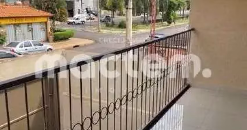 Casa para venda em Jardim Antártica de 130.00m² com 4 Quartos, 1 Suite e 2 Garagens