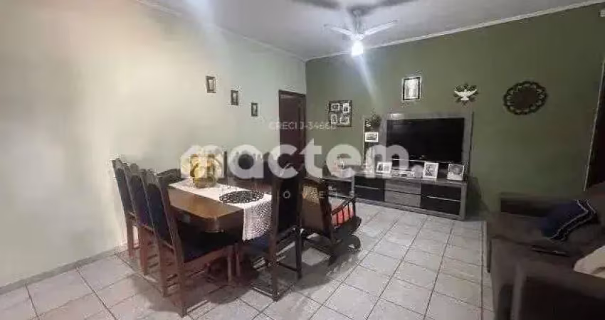 Casa para venda em Planalto Verde de 204.00m² com 3 Quartos, 2 Suites e 4 Garagens