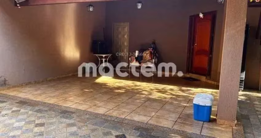 Casa para venda em Parque Residencial Cidade Universitária de 189.00m² com 3 Quartos, 1 Suite e 2 Garagens