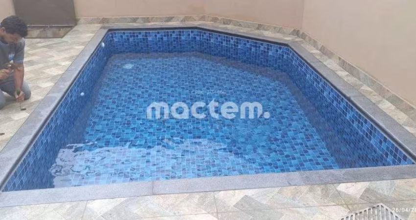 Casa para venda em Ribeirânia de 174.00m² com 3 Quartos, 1 Suite e 4 Garagens