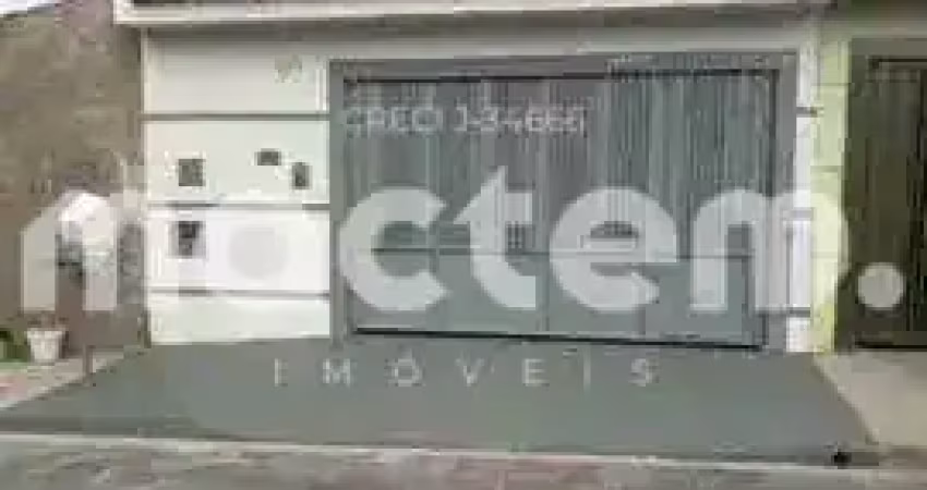 Casa para venda em Planalto Verde de 126.00m² com 3 Quartos, 1 Suite e 2 Garagens