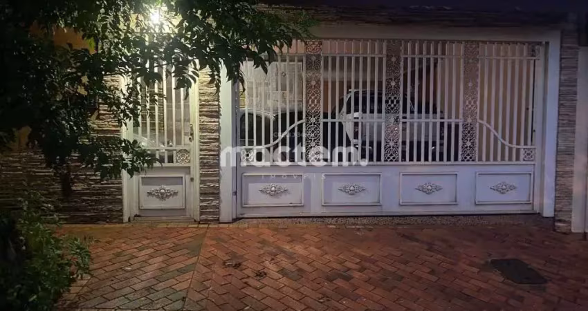 Casa para venda em Sumarezinho de 250.00m² com 4 Quartos, 1 Suite e 1 Garagem
