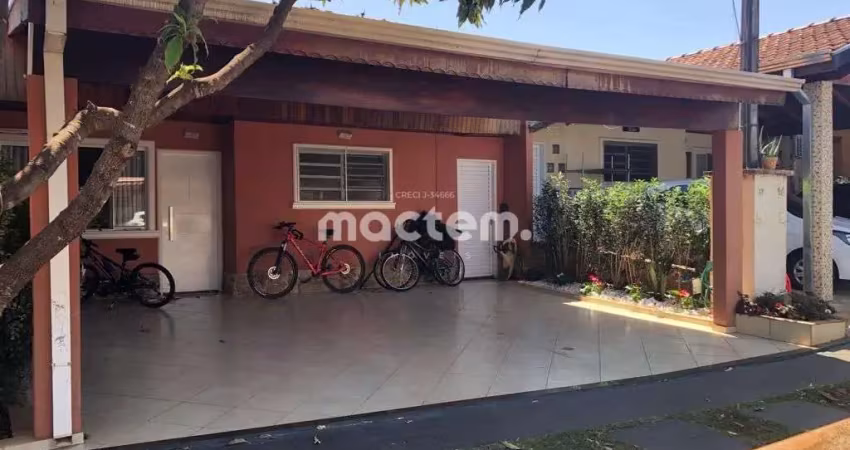 Casa de Condomínio para venda em Jardim Interlagos de 110.00m² com 3 Quartos, 1 Suite e 2 Garagens