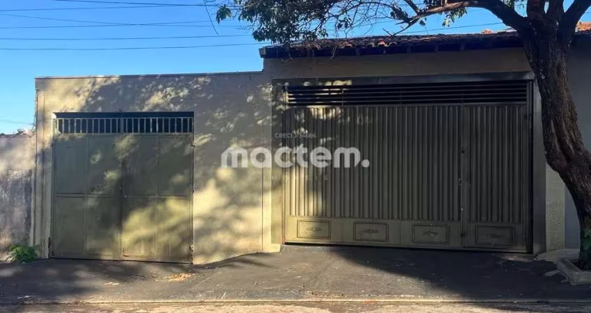 Casa para venda em Portal Do Alto de 250.00m² com 3 Quartos e 1 Suite