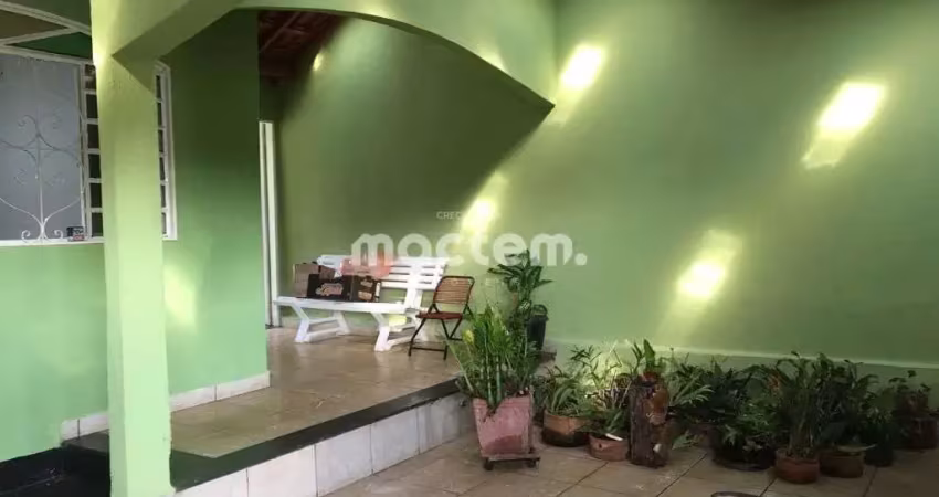 Casa para venda em Jardim José Sampaio Júnior de 176.00m² com 3 Quartos, 2 Suites e 3 Garagens