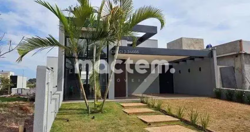 Casa de Condomínio para venda em Real Sul de 160.00m² com 3 Quartos, 1 Suite e 4 Garagens