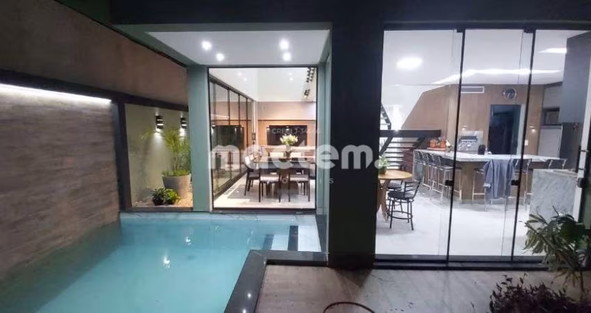 Casa de Condomínio para venda em Quintas De São José de 220.00m² com 3 Quartos, 3 Suites e 4 Garagens