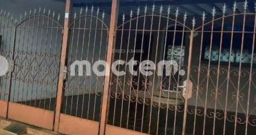 Casa para venda em Ipiranga de 209.00m² com 3 Quartos, 1 Suite e 3 Garagens