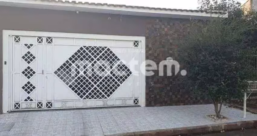Casa para venda em Sumarezinho de 210.00m² com 2 Quartos, 1 Suite e 2 Garagens