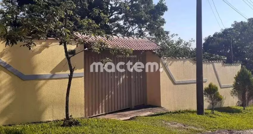 Fazenda / Sítio para venda em Cajuru de 285.00m² com 3 Quartos, 1 Suite e 2 Garagens